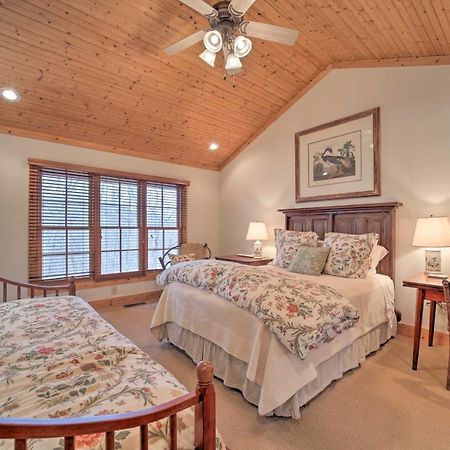 Woodsy Smoky Mtn Hideaway With Grill And Views! Villa Cashiers Exterior foto